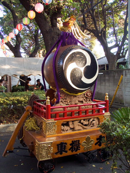 portable shrine