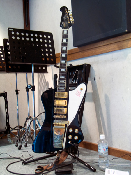 tom's guitar